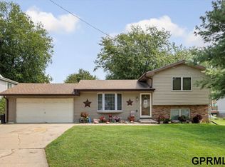 202 Laurie Cir, Neola, IA 51559