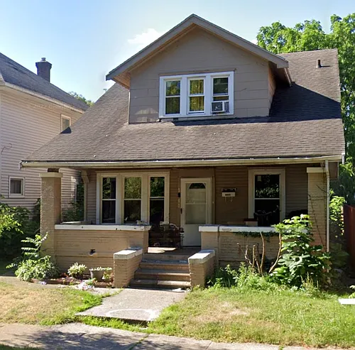 1144 W Jefferson Blvd #1 Photo 1