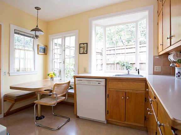 Kitchen and breakfast nook
