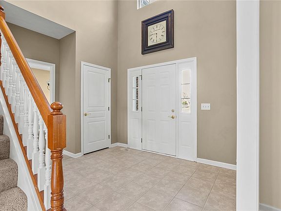 5th image of 1600 Sunnington Grove Dr