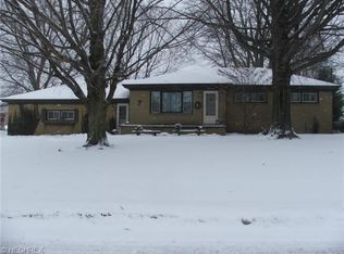 7 Parish Ave, Hubbard, OH 44425