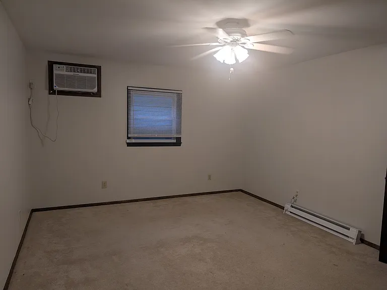 401 Willow St #A — Photo 4