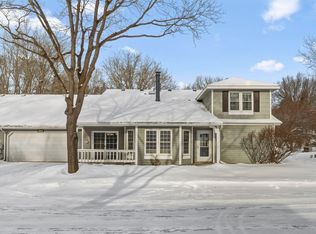 7842 Glenda Ct, Apple Valley, MN 55124