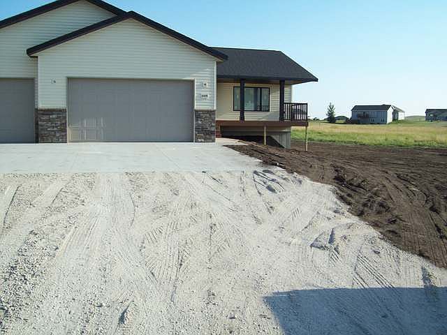 2nd image of 6420 Whitney Ct