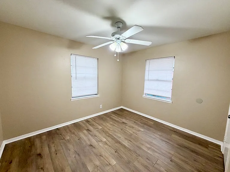 320 S Rita St — Photo 14