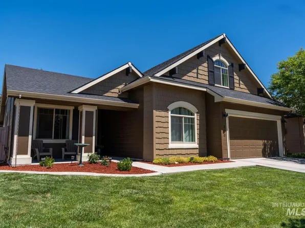800 Harvest Way, Middleton, ID 83644