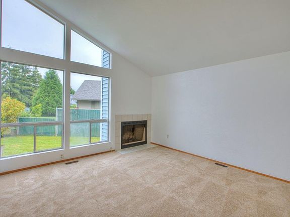 5th image of 118 Alder Ln S