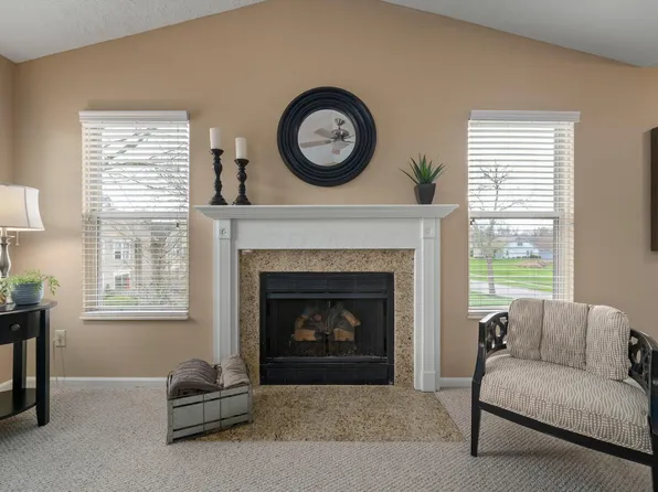 3374 Smileys Cor, Hilliard, OH 43026