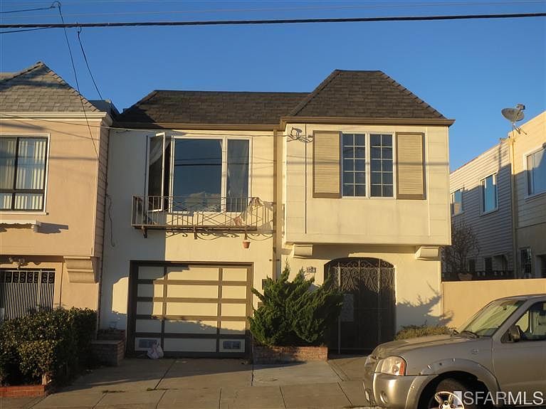 1st image of 2416 Rivera St