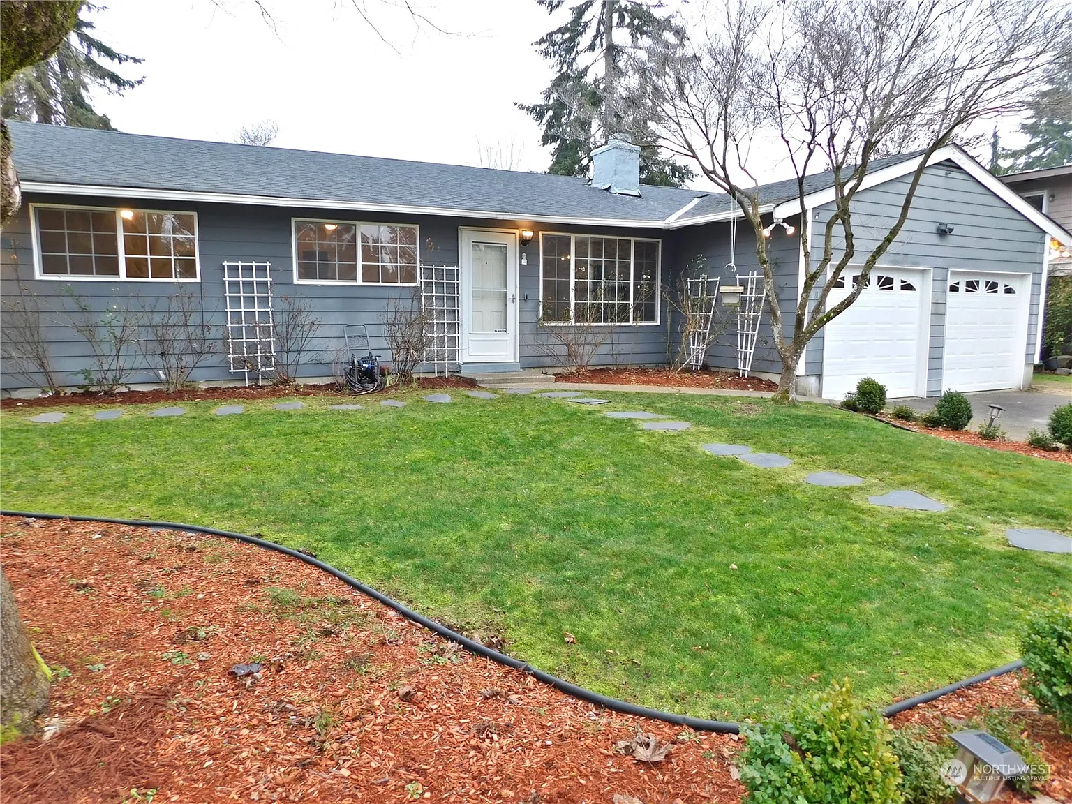 4308 NE 19th Street photo 1