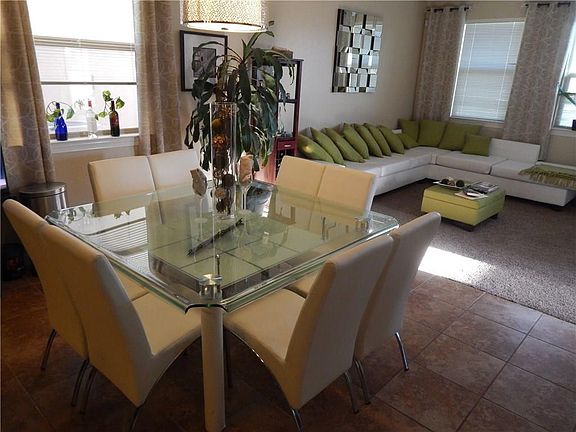 5th image of 12640 Paseo Rosannie Ave E