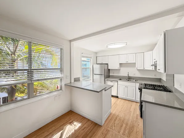 1216 N Crescent Heights Blvd APT 18, Los Angeles, CA 90046