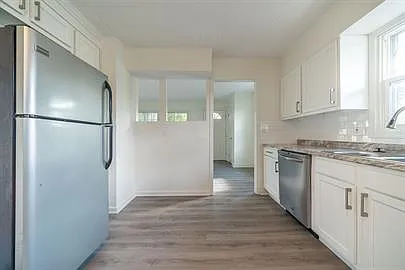 1271 Huntly Dr photo 1