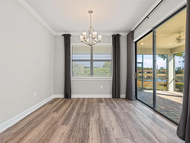 17907 Eastbrook Ter — Photo 12