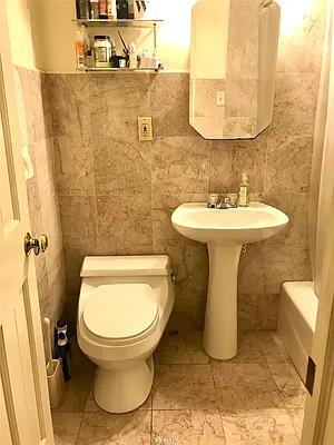 Rented by Compass | media 5