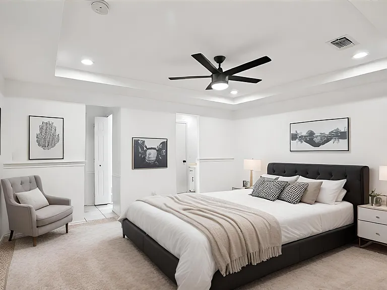 2309 Lawndale Dr — Photo 15