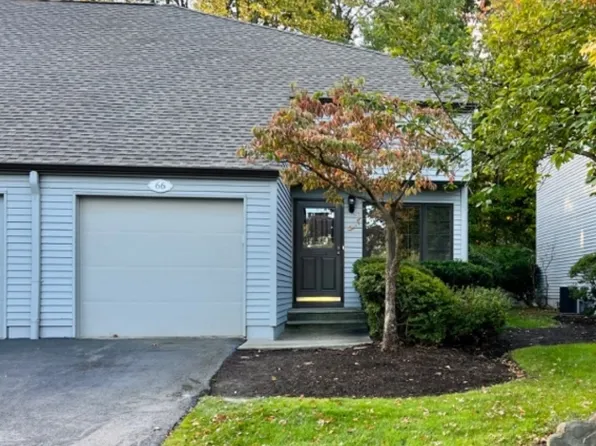 66 Stonegate Dr, Roseland, NJ 07068