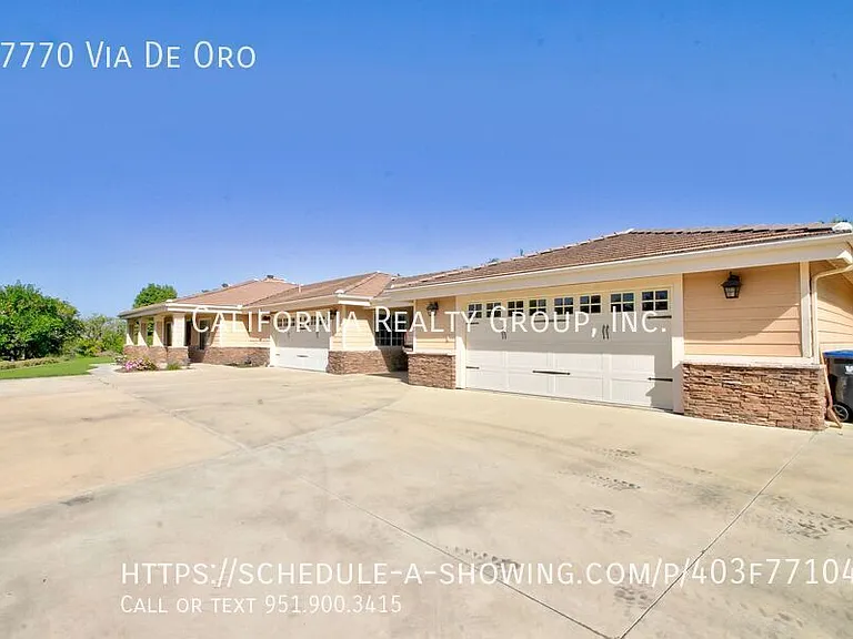37770 Via De Oro — Photo 2