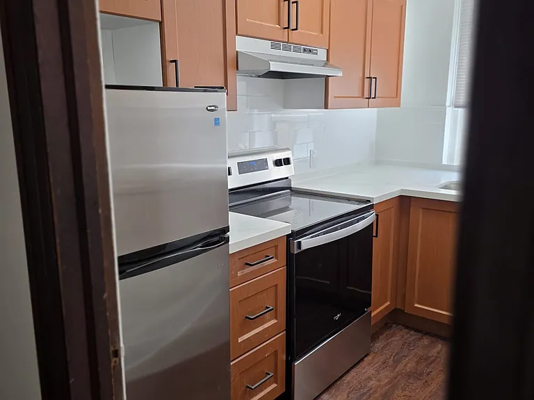 29 Jane St #8 — Photo 7