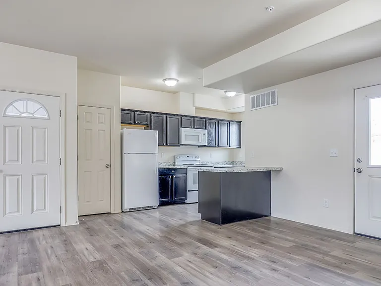 3887 W 7th Ave #B110 — Photo 36