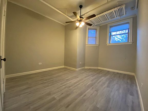 4th image of 4834 N Wolcott Ave #1B