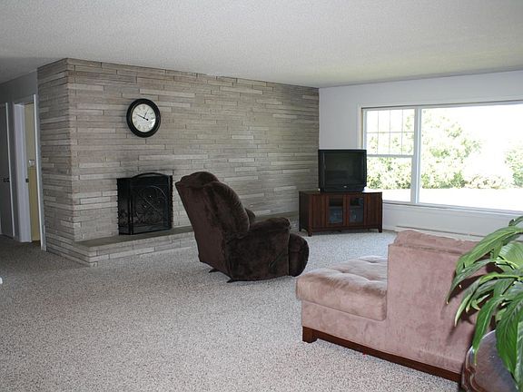 4th image of 35716 County Road 388