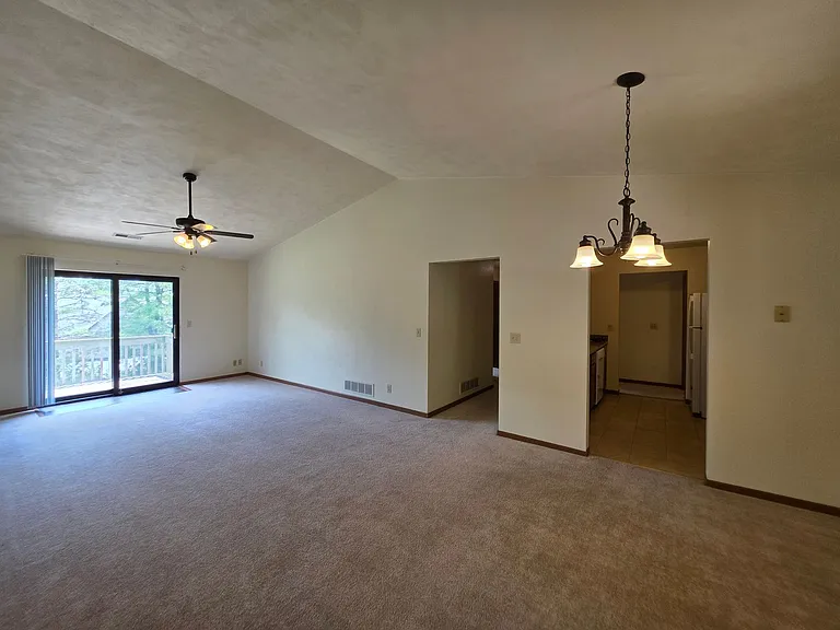6297 Garrett Ln — Photo 9