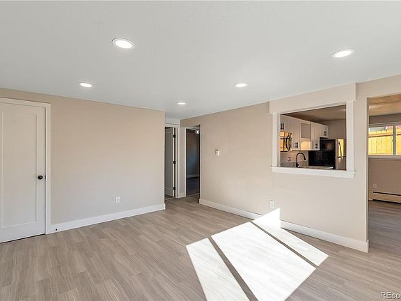 5th image of 1300 Depew St #51