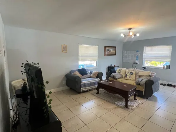 944 SW 16th Street, Fort Lauderdale, FL 33315