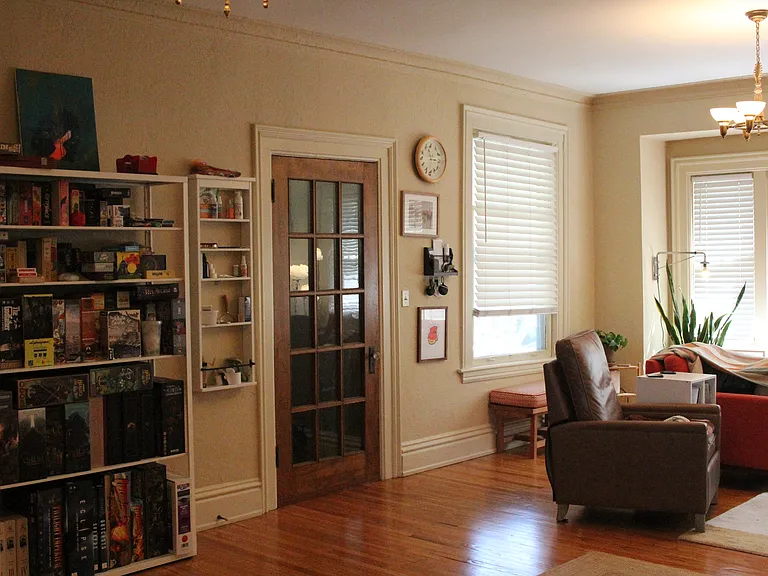 Huge living room with private front entry door.