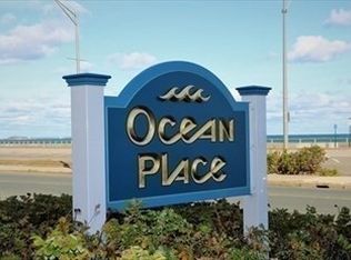 121 Nantasket Ave APT 208, Hull, MA 02045