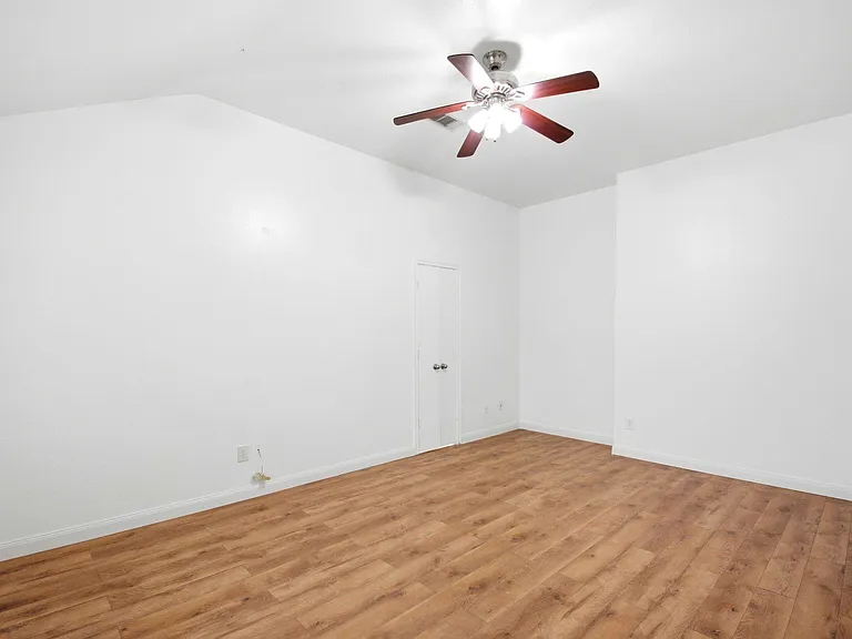 111 Thunder Basin Dr — Photo 23