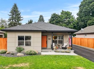 935 W Davidson Ave, Coeur D Alene, ID 83814