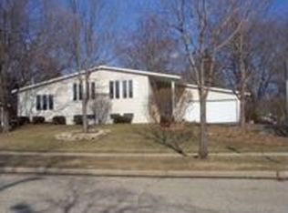 1 Gale Ct, Madison, WI 53704