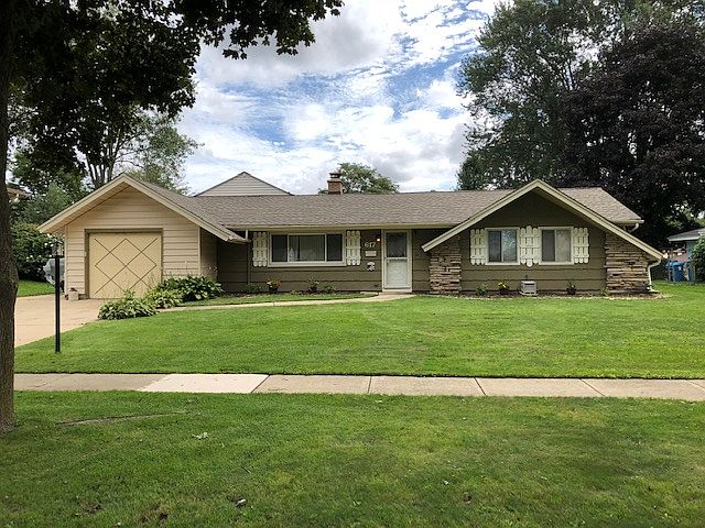 1st image of 617 Auburn Ln
