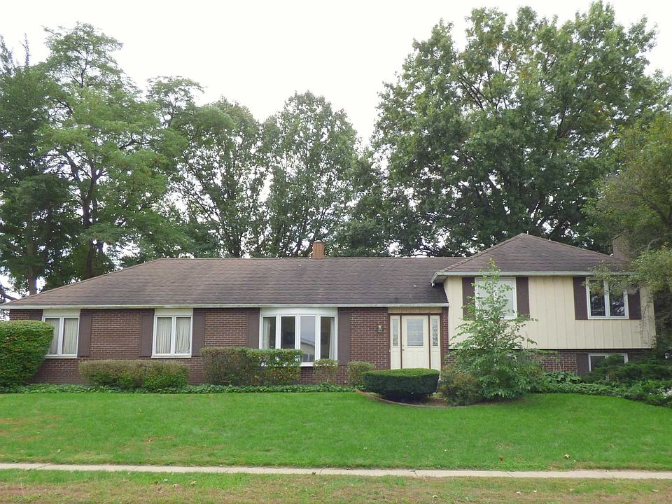 1st image of 1616 Provincial Dr