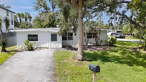 5039 Avery Rd Photo 1
