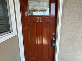 1027 S Atlantic Blvd, Alhambra, CA