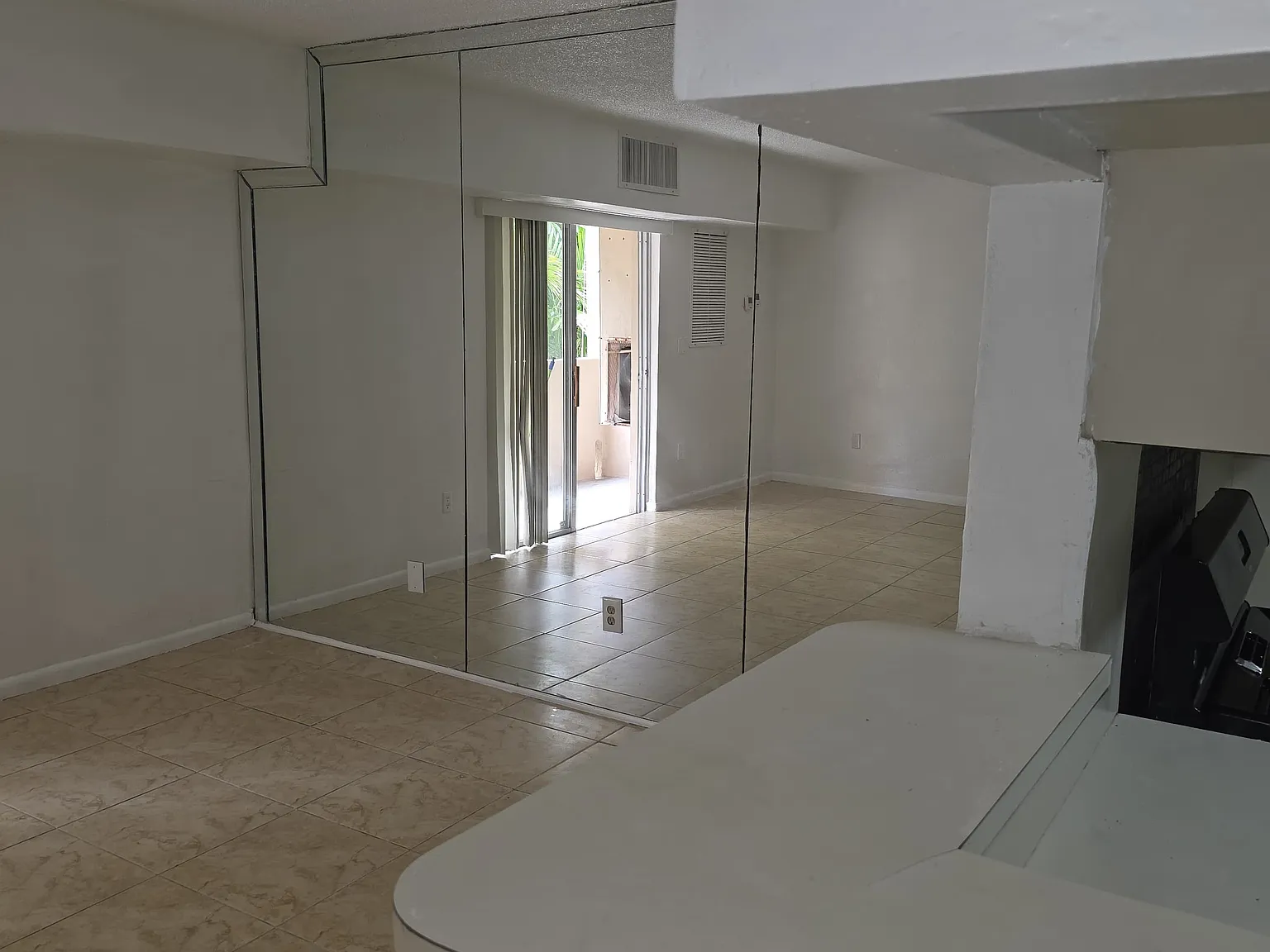 1 bed, 762 sqft, $2,500 — Photo 1