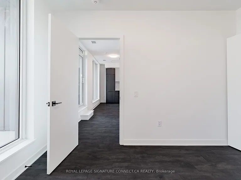 1185 Dupont St #815 — Photo 14