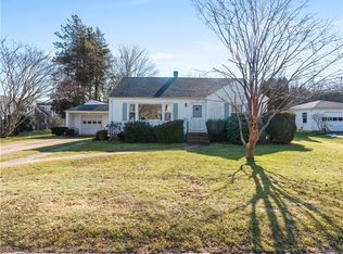 64 Harrison Ave, Newport, RI 02840