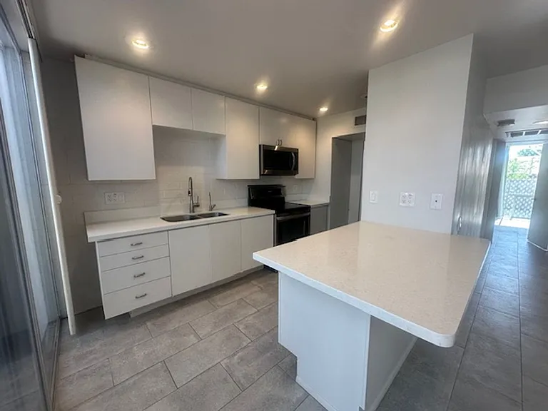 4225 N 36th St #5 — Photo 11