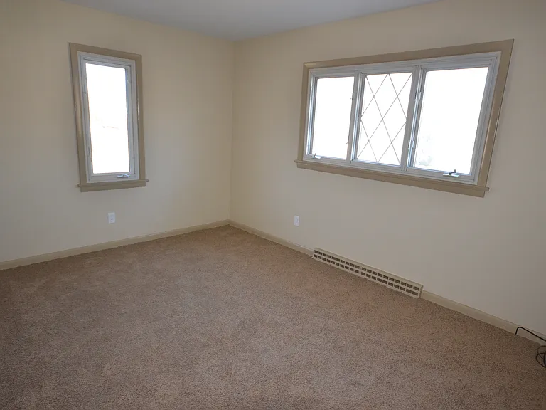 646 Morningview Ave — Photo 18