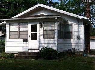 1716 Douglas Rd, Wickliffe, OH 44092