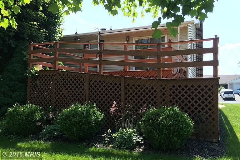 2nd image of 2719 Fillmore Dr
