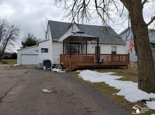 322 Lasalle Rd, Monroe, MI 48162