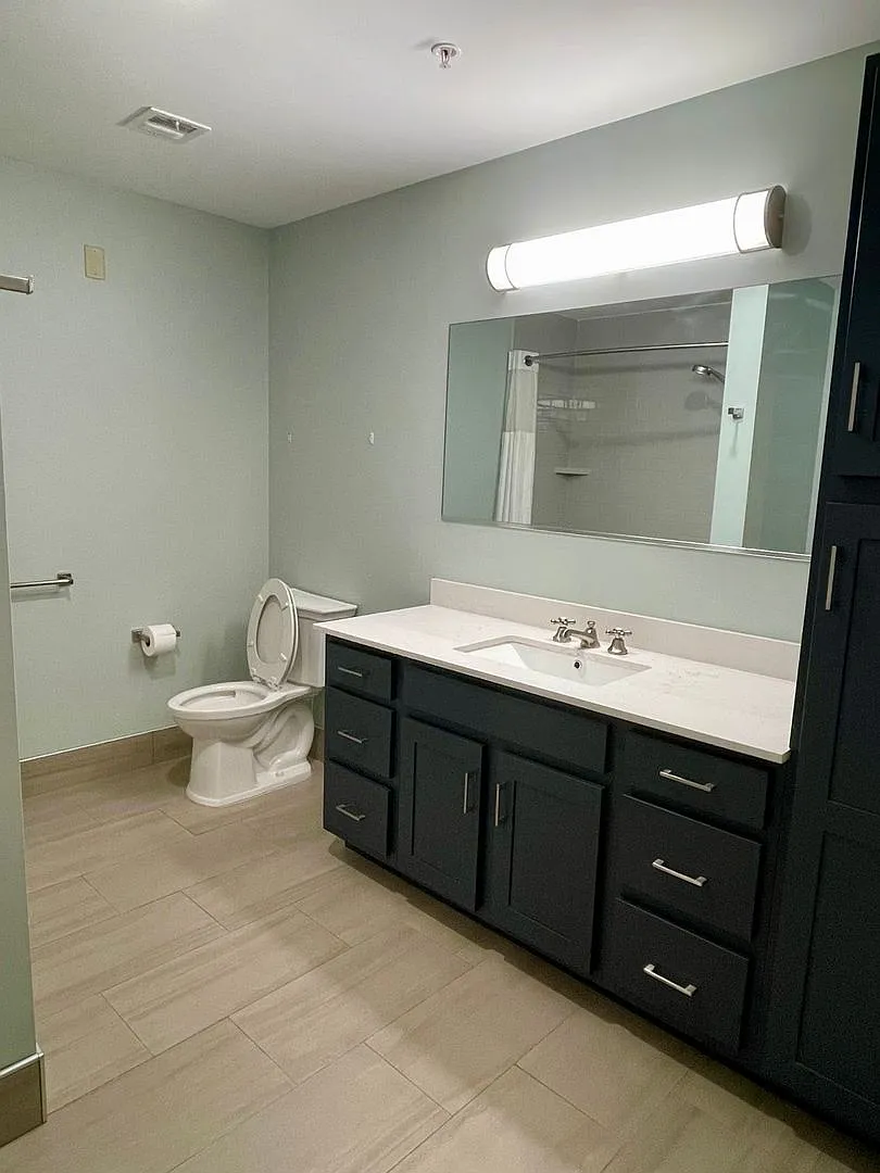 Addis Building Loft Apartments in Downtown Syracuse — Photo 4