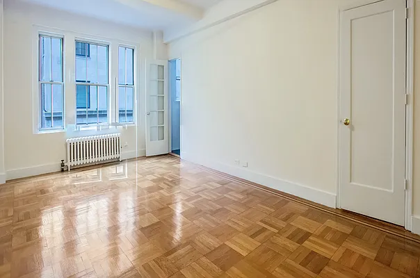 Rented by Bond New York | media 8