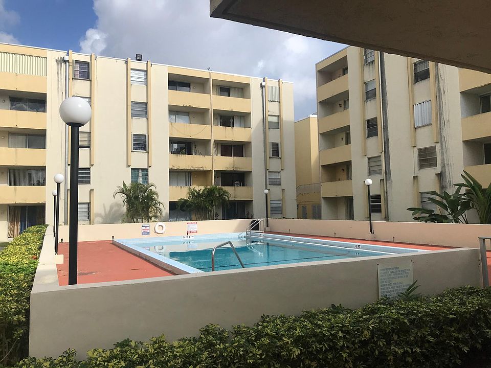 1st image of 10090 NW 80th Ct APT 1226