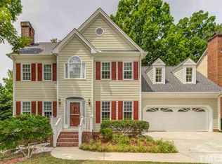 116 Parkcrest Dr, Cary, NC 27519